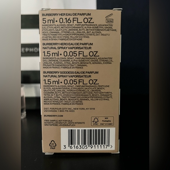 Burberry Sephora Beauty Insider Travel Set - Picture 4 of 5